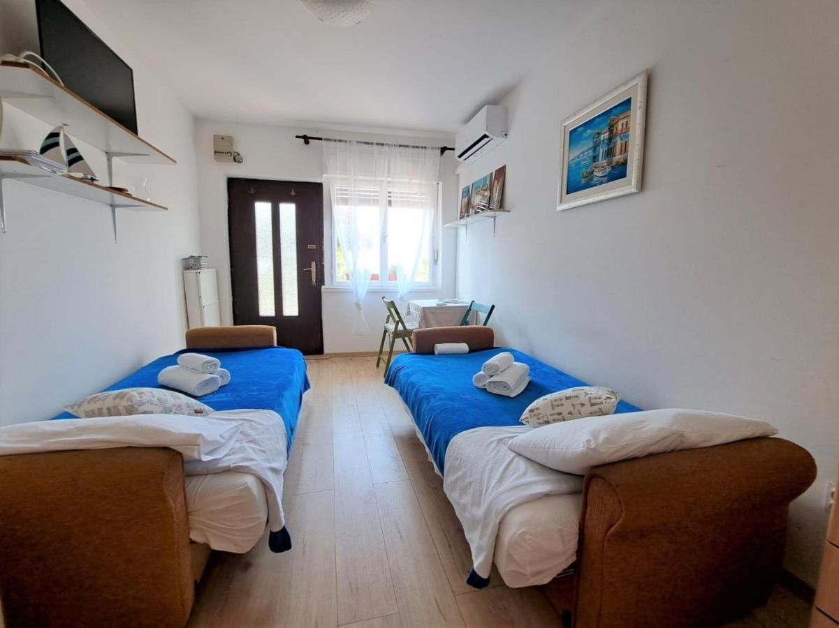 Studio Apartment Adriari With Large Terrace Rijeka Exterior photo